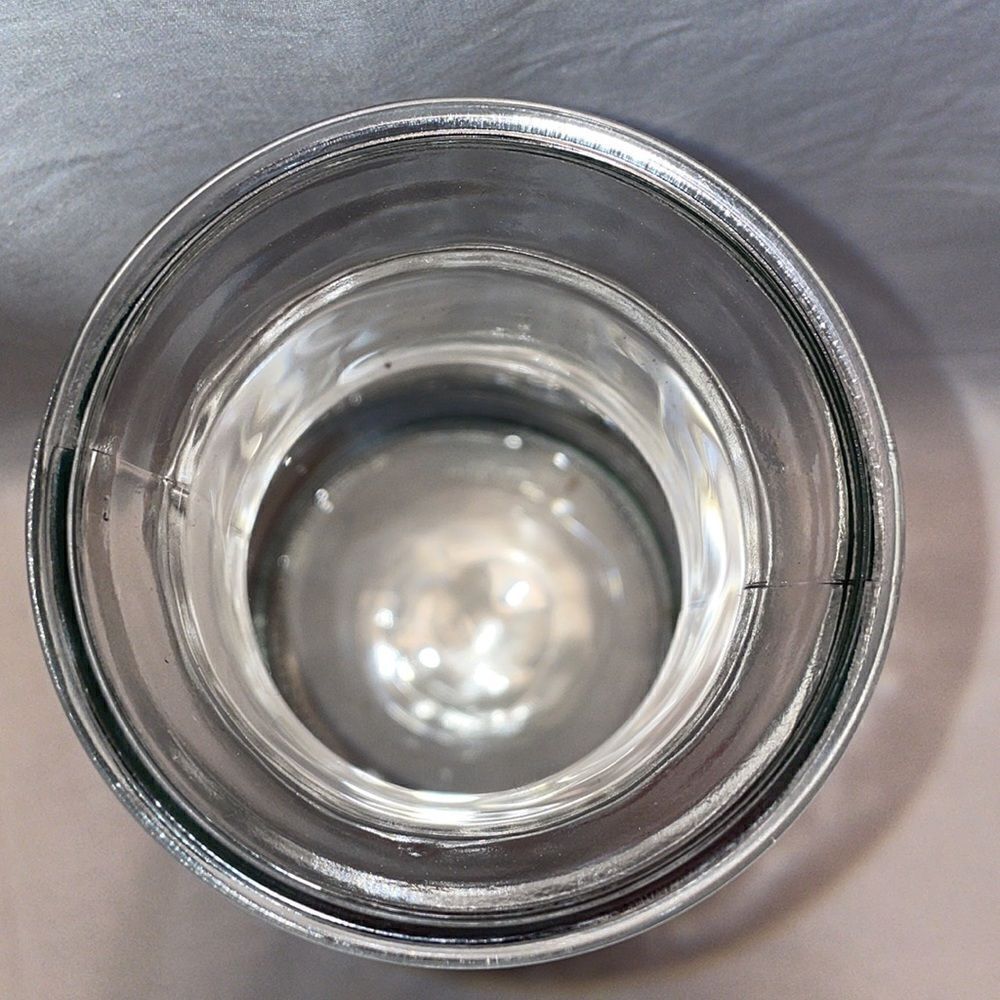Liquid container - Picture 3 of 4
